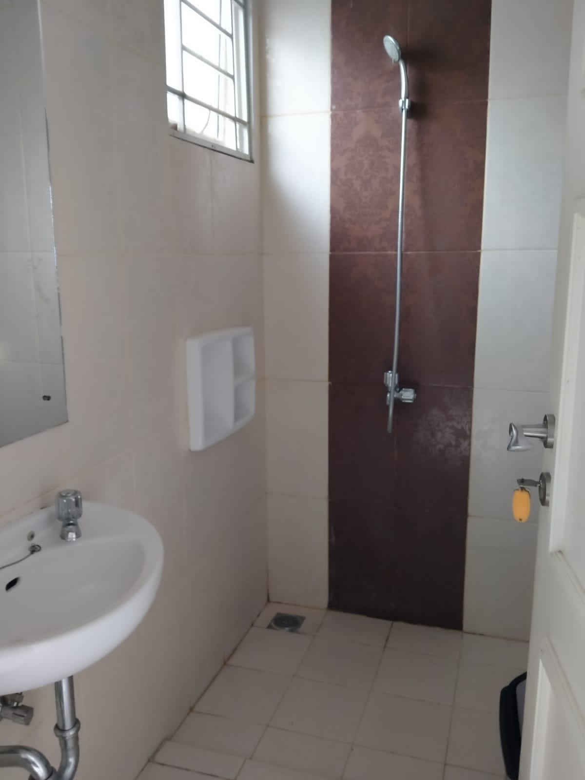 DiSewakan Rumah Fully Furnished Di Vassa Tracce Lippo Cikarang